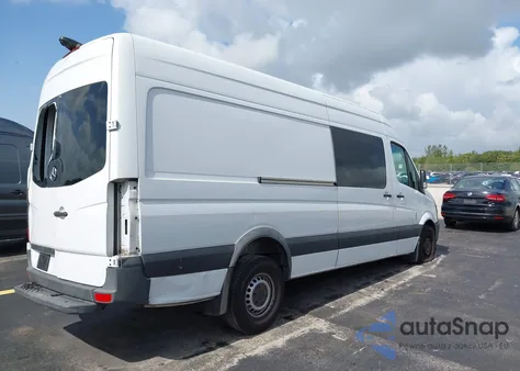 2017 Mercedes-Benz Sprinter 2500 High Roof V6 из США, поврежденный, VIN WD3PE8CD2HP523000